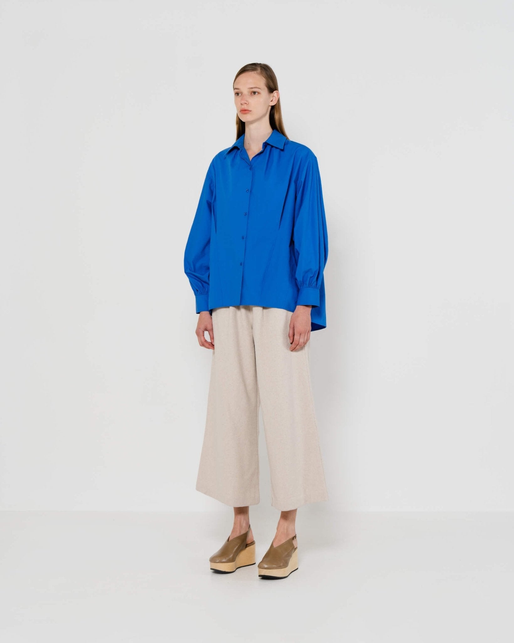 EMIN + PAUL - Pleated back shirt | Cobalt Blue